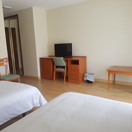Hotel Arcea Villaviciosa Luaran gambar
